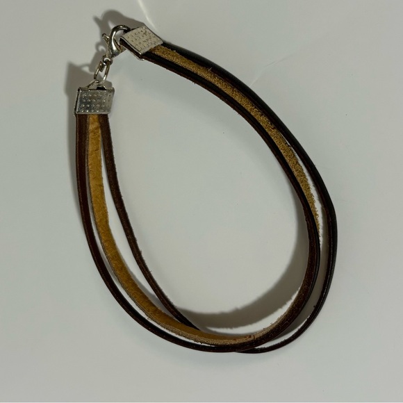 Bracelets - Picture 4 of 6